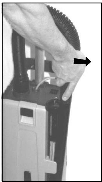 NILFISK 212 - NOTE! Always disconnect the power cord before performing any machine maintenance. - 6