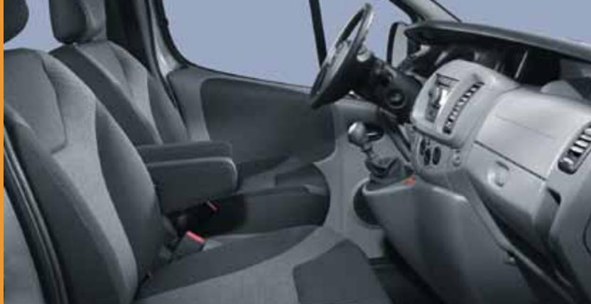 OPEL VIVARO TOUR - L'élegance et le comportement de la business class. - 1