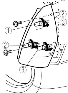 MAZDA 5 - Feux de freinage/Feux arrêté (Feux de position arrêté), Clignotants arrêté, Feux de recul - 2
