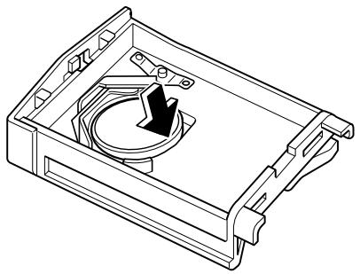 MAZDA 5 - Changement de la pile de la télécommande - 4