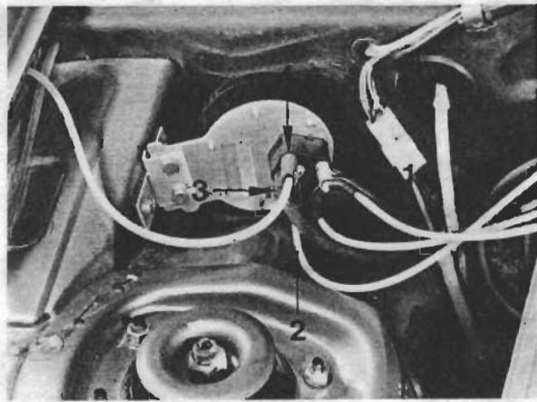 PORSCHE 924 - REMISE A ZERO DU COMMUTATEUR A TOTALISATEUR - 8