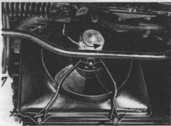 PORSCHE 924 - DEPOSE ET REPOSE DU VENTILATEUR - 3