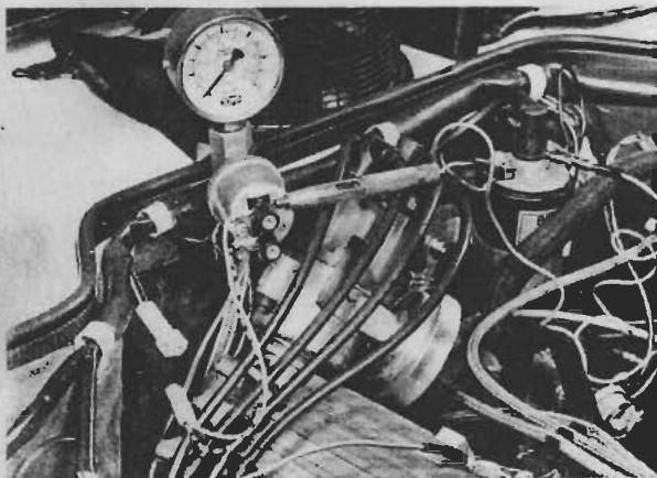 PORSCHE 924 - CONTROLE DE LA PRESSION D'HUIL ET DU MANOCONTACT D'HUIL - 1