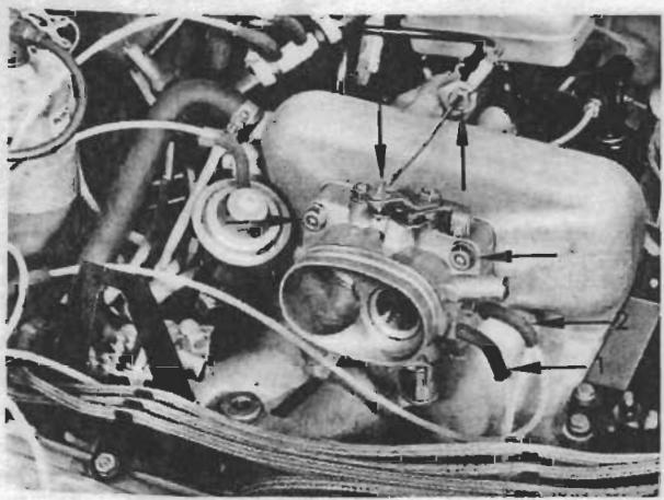 PORSCHE 924 - DEPOSE ET REPOSE DE LA TUBULURE DU PAPILLON - 1