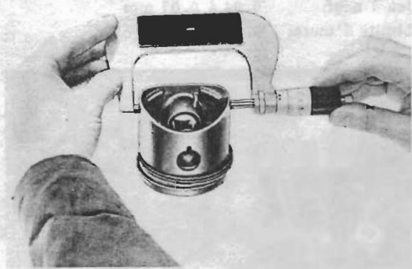 PORSCHE 924 - INDICATIONS DE MONTAGE - 12