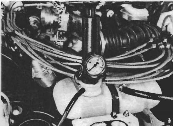 PORSCHE 924 - CONTROLE DU CIRCUIT DE REFROIDISSEMENT ET DU BOUCHON - 1