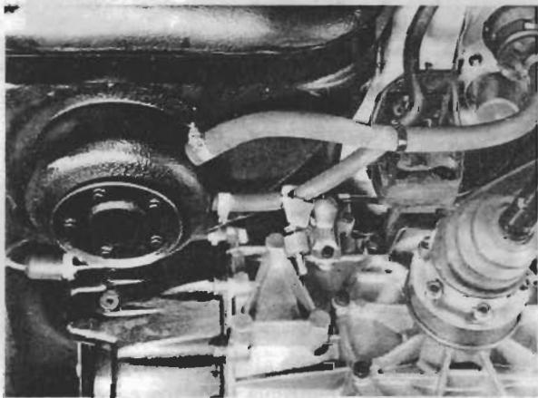 PORSCHE 924 - Tenues en cote - 8