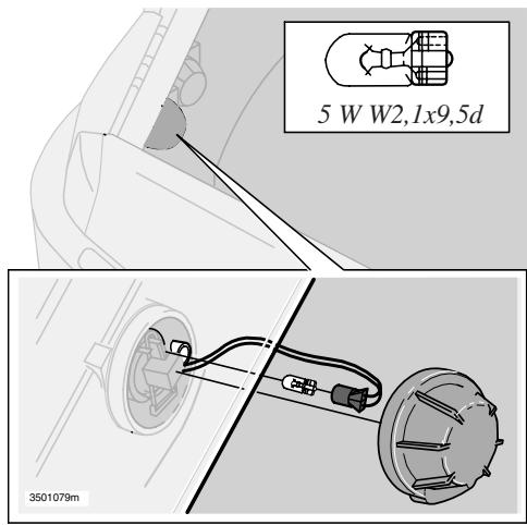 VOLVO V70 - Remplacement de l'ampoule du coin avant droit - 2
