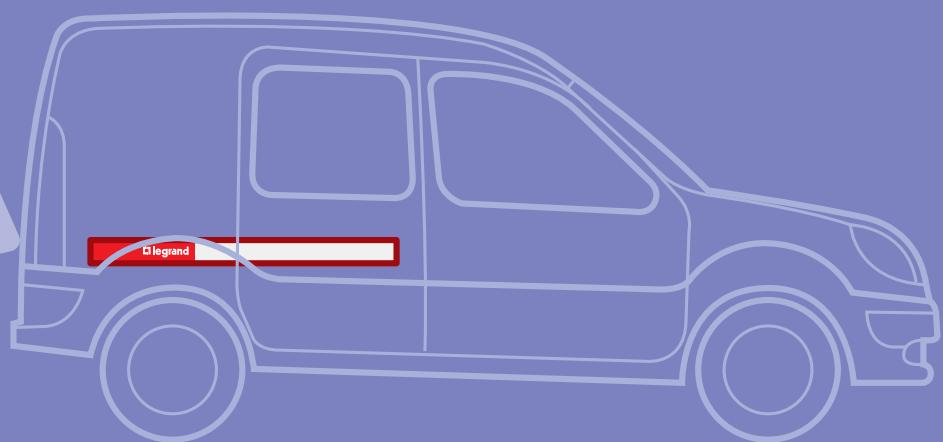 LEGRAND GTL - Legrand a coupé la goulotte en deux pour vous faciliter le transport - 7