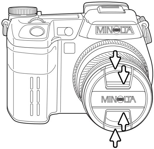 MINOLTA DIMAGE A1 - FIXATION DE LA COURROIE - 2