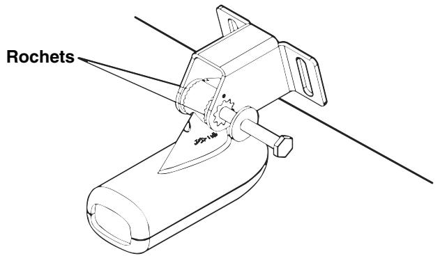 EAGLE FISHEASY 2T - Aligner le transducteur sur le tableau. - 1