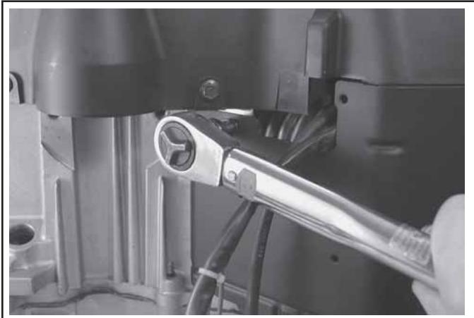 KOHLER CV20 - Installation du carter du ventilateur et des chicanes externes. - 5