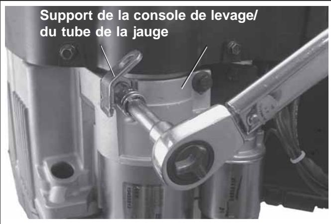 KOHLER CV20 - Installation du moteur du démarreur électrique - 1