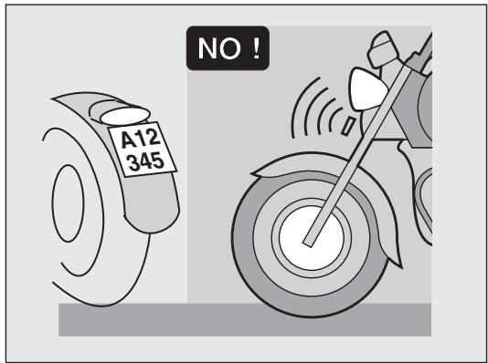 MOTO GUZZI CALIFORNIA TOURING - CONDUITE EN SECURITÉ - 13