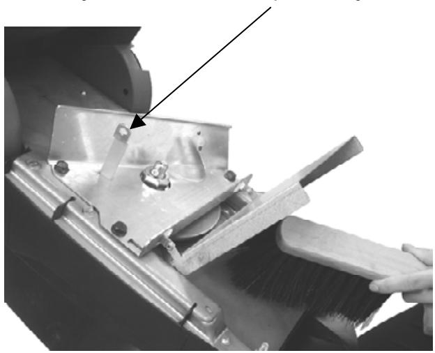 ATIKA TOPLINE 2500 - Výmena noža - 4