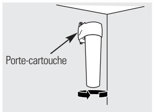 GE SIDE-BY-SIDE REFRIRATOR 23 - Installation de la cartouche du filtré à eau - 3
