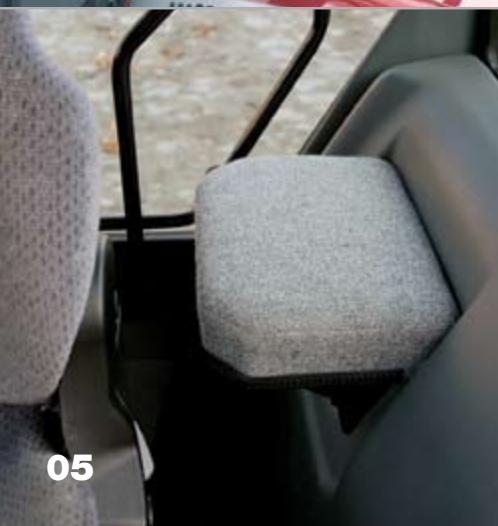 MASSEY FERGUSON 4400 - Facilité d'utilisation et accessibilité des commandes - 5