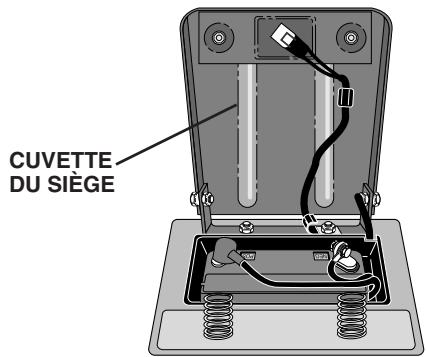 WEED EATER 60614 - Replacer la batterie - 2