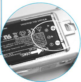 FERRANIA SD-V615 - Installer la batterie - 2
