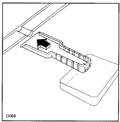 JUNO JGI4422 - Pour cette opération n'utilisez jamais d'objet metallique qui risquerait de détériorer l'appareil. - 1