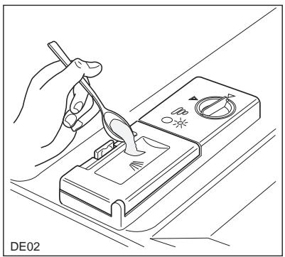 JUNO JSI5462B - Pour replir le bac à détergent, procéder comme suit: - 2