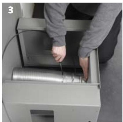 STUV 21-65H - Placement de l'arrivée d'air de combustion (en option). - 3
