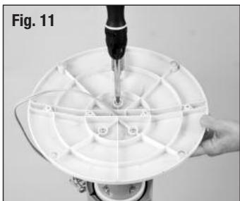 KAZ HY-013 - Securing the Tower Fan to the Base - 5