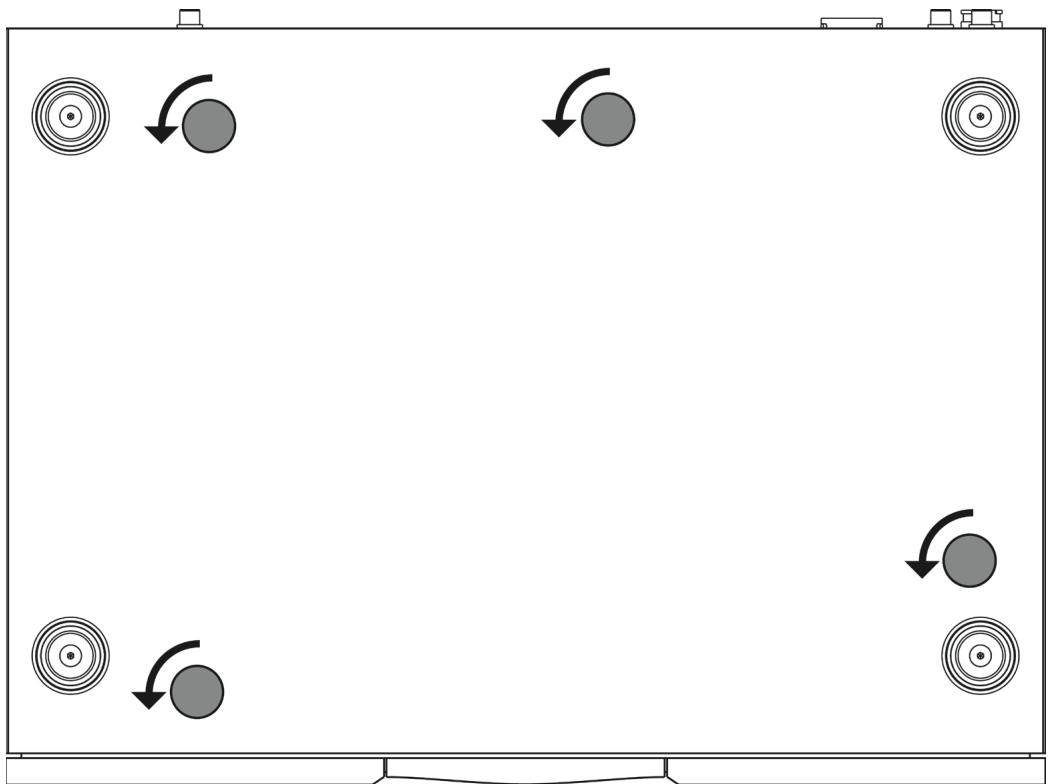 NAIM1 CD5 XS - Le lecteur ne doit pas etre returné lors ni après I'enlèvement des vis. - 1