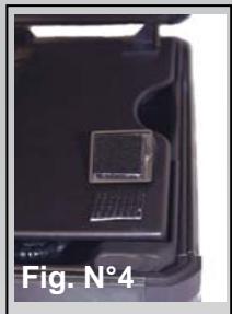 DICOTA DATADESK 80 - Deux possibilités de fixation de votre ordinateur portable s'offrent à vous: - 1