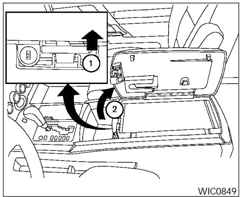 INFINITI QX56 - AVERTISSEMENT - 2
