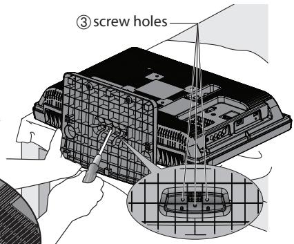 SYLVANIA LC195SSX - ☑ Attaching the Stand - 3