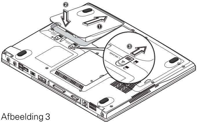 MAXDATA PRO 7000X - DE ACCU PLAATSEN - 1