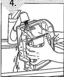ROYAL RY7910 - POUR VIDER ET NETTOYER LE RÉSERVOIR D'EAU SALE - 4