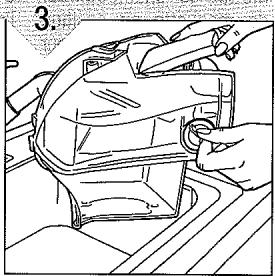 ROYAL RY7910 - POUR VIDER ET NETTOYER LE RÉSERVOIR D'EAU SALE - 3