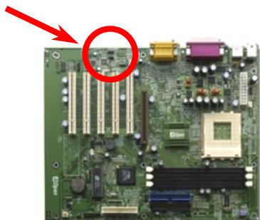 AOPEN AK33 - Connecteur AUX_IN - 2