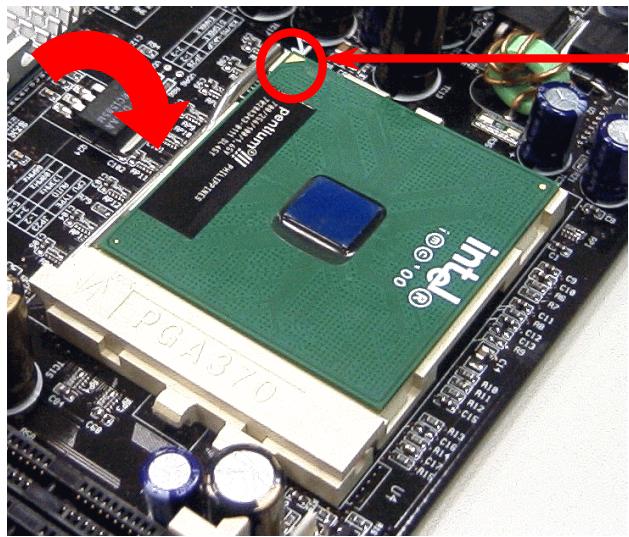 AOPEN AX37PRO - L'installation du CPU - 3