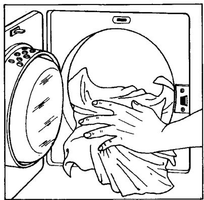 MARYNEN CMD10R - Chargement du linge - 1