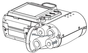 MINOX DC-2111 - Installation des piles - 1