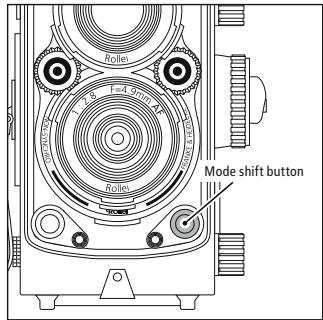 MINOX DCC ROLLEIFLEX AF 5.0 - Turning on and off the power - 1