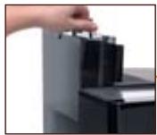 MAGIMIX 11493 - Lees de veiligeidsvoorschriften aandachtig door, voordat u het apparaat gaat gebruiken.a - 2
