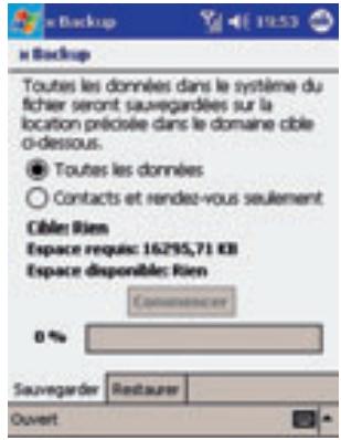 Backup Toutes les données dans le système du fichier seront sauvegardées sur la location précisée dans le domaine cible o-dessous. ● Toutes les données ○ Contacts et rendez-vous seulement Cible Rien Espace requise: 16295,71 KB Espace disponible: Rien Commencer 0 % Sauvegarder Restaurer Ouvert