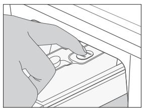 SAMSUNG R1245AV - Nettoyer le tiroir et le compartiment à lessive - 1