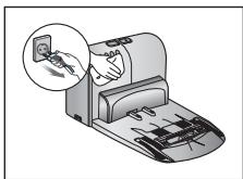 SAMSUNG SR8980-NAVIBOT-S - Let erop dat u voor het reinigen van de oplader het netsnoor voor de veriligheid uit het stopcontact haalt. - 1