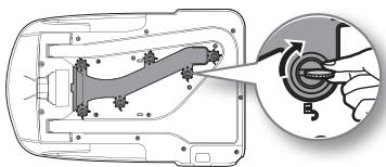 SAMSUNG SR8980-NAVIBOT-S - DE ONDERKANT VAN DE AUTOMATISCHE STOFOPVANGLEGER REINIGEN. - 6