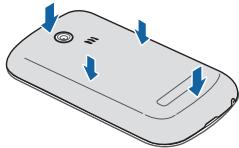 SAMSUNG CHAT 335 GRIS GT-S3350 - Insérer la carte SIM et la batterie - 6