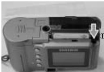 SAMSUNG DIGIMAX130 - CF CARD entfernen - 1