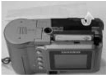 SAMSUNG DIGIMAX130 - Inserimento della CF CARD - 1