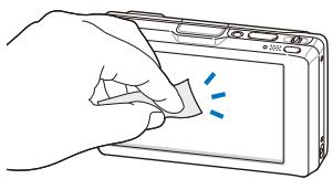 SAMSUNG ST1000 - Objectif et ecran tactile de I'appareil photo - 2