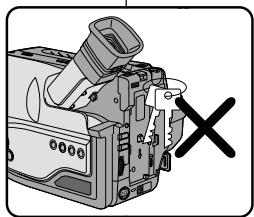 SAMSUNG VP-W60 - Protection du bloc batterie - 1