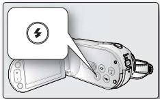 SAMSUNG HMX-H104BP - UTILISATION DU FLASH INTÉGRÉ - 1